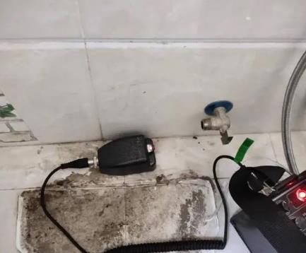 那坡屋顶漏水维修公司分享下卫生间漏水的危害及解决方法